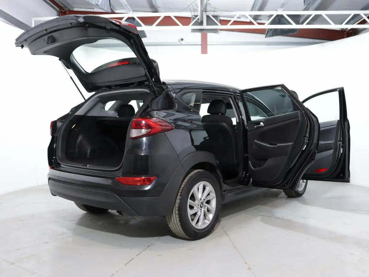 2018-hyundai-tucson-17crdi-blue-drive-se-nav-116ps-big-52