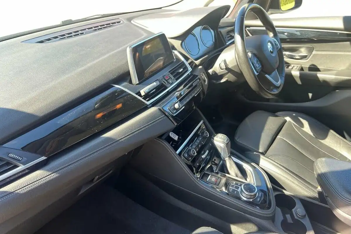 2019-bmw-2-series-15-225xe-phev-sport-premium-big-8