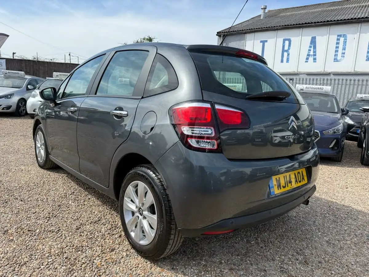 2014-citroen-c3-12-e-vti-vtr-big-5