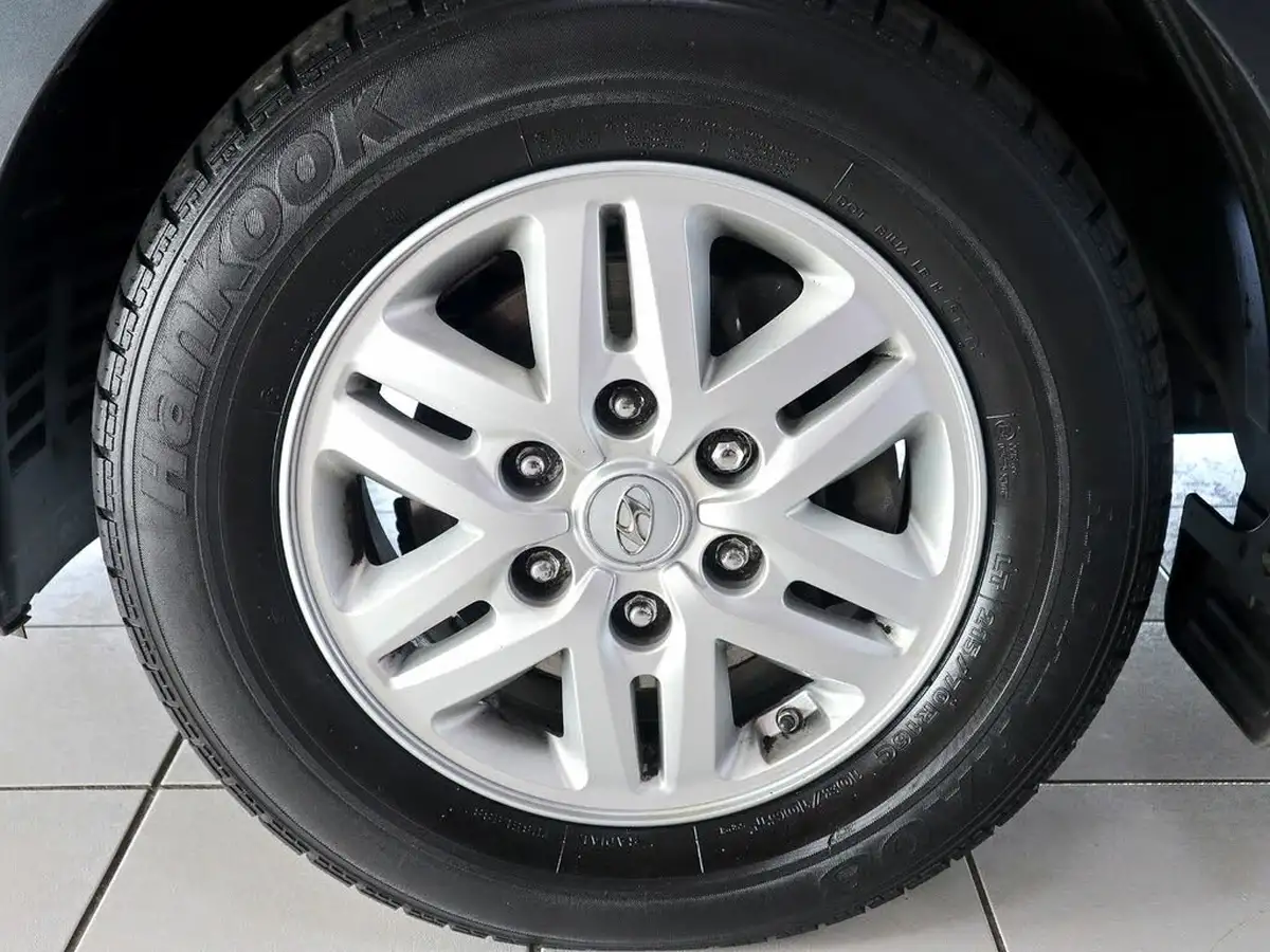 2019-hyundai-i800-25crdi-se-nav-136ps-big-14