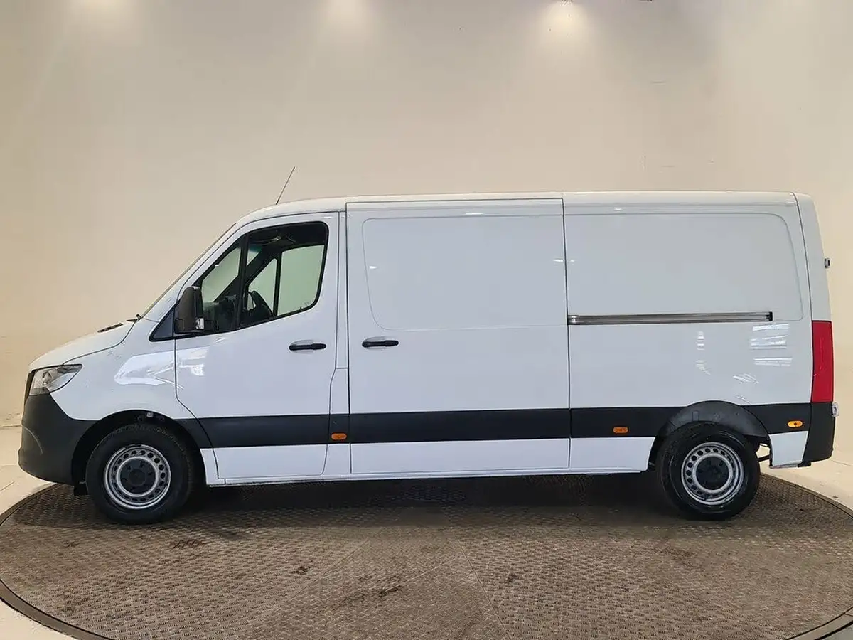 2022-mercedes-benz-sprinter-20cdi-315-l2h1-premium-big-18