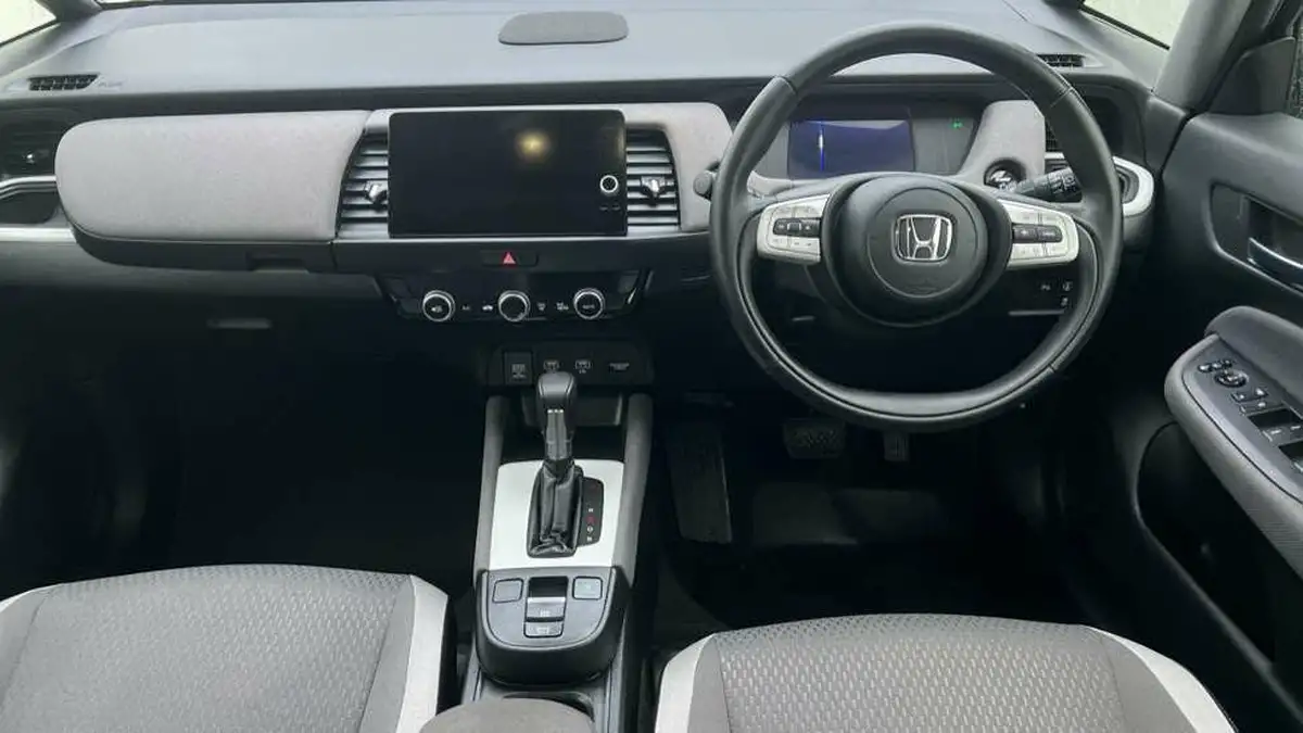 2023-honda-jazz-15-i-mmd-crosstar-ex-big-3