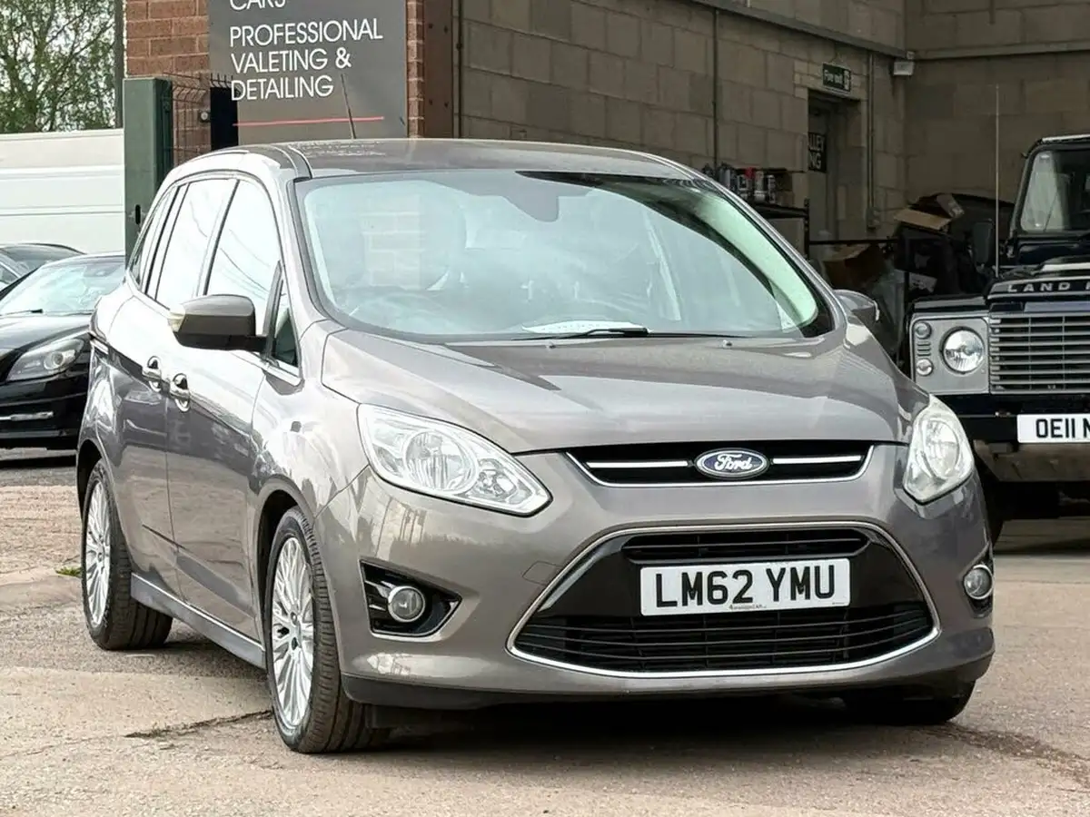 2012-ford-grand-c-max-20tdci-titanium-140ps-7seats-powershift-big-15