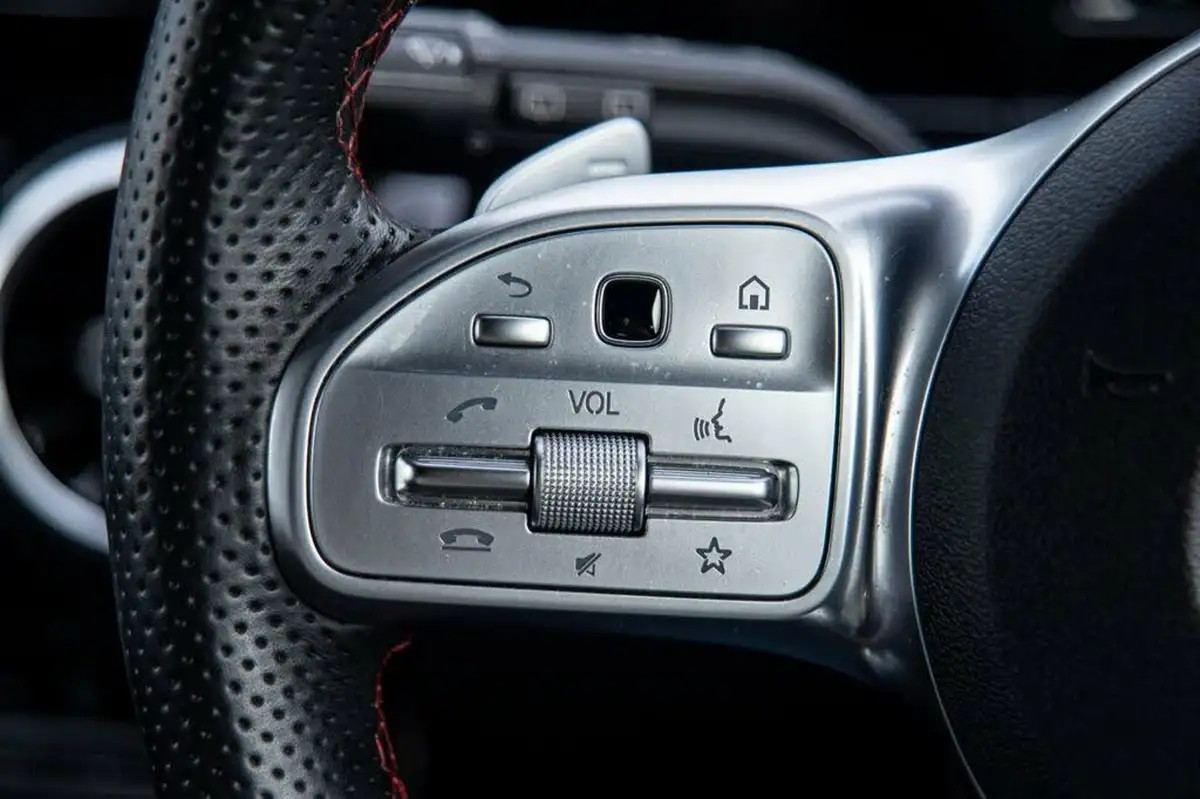 2020-mercedes-benz-b-class-13-b180-amg-line-7g-dct-big-11