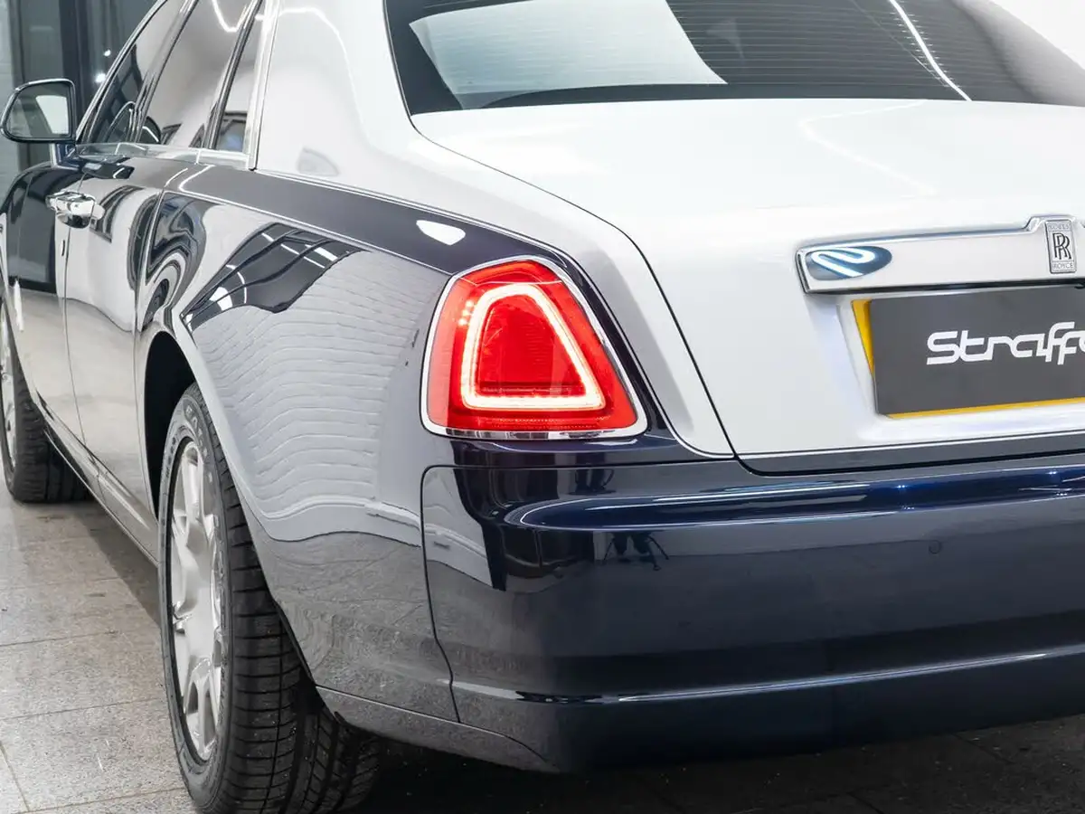 2016-rolls-royce-ghost-66-ewb-big-14