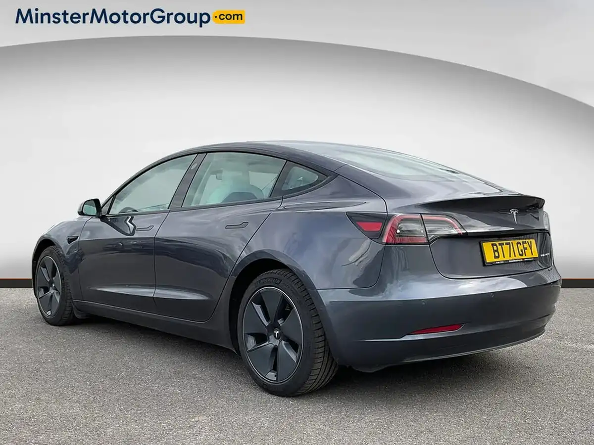 2021-tesla-model-3-e-long-range-awd-big-3