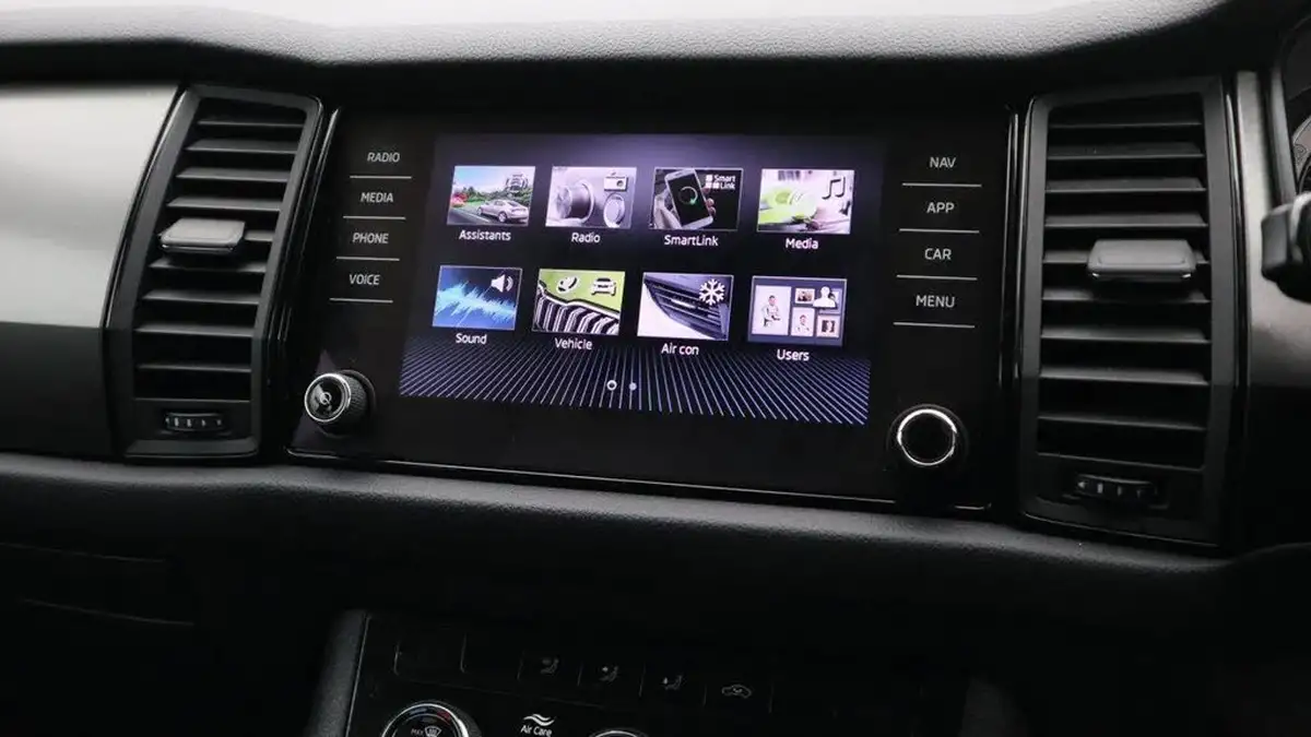 2021-skoda-kodiaq-15-tsi-se-drive-7-big-8