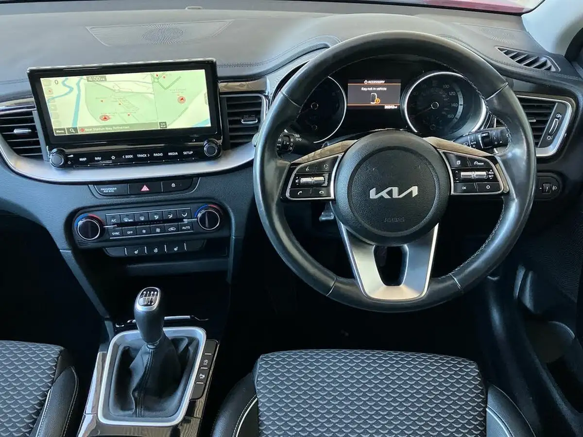 2021-kia-xceed-15-t-gdi-3-big-14