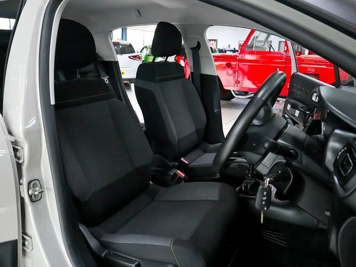 2021-citroen-c3-12-puretech-shine-110ps-big-12