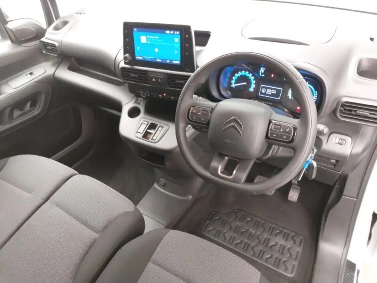 2024-citroen-berlingo-e-driver-edition-m-50kwh-800-big-6