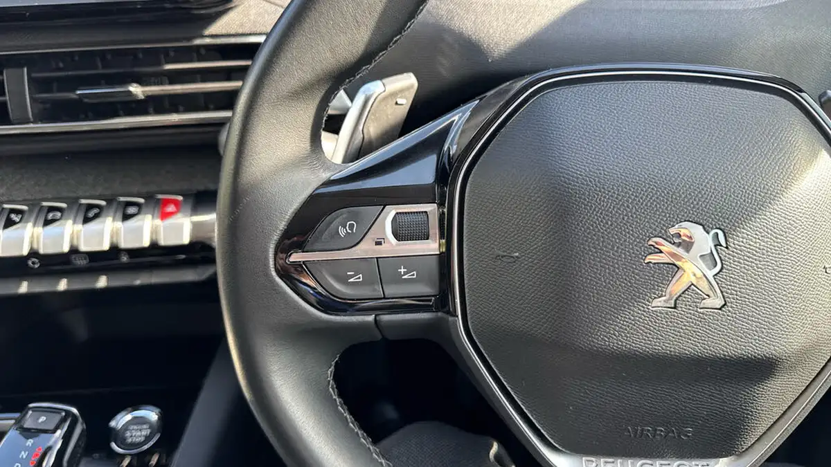 2022-peugeot-3008-suv-12-puretech-allure-premium-eat8-big-22