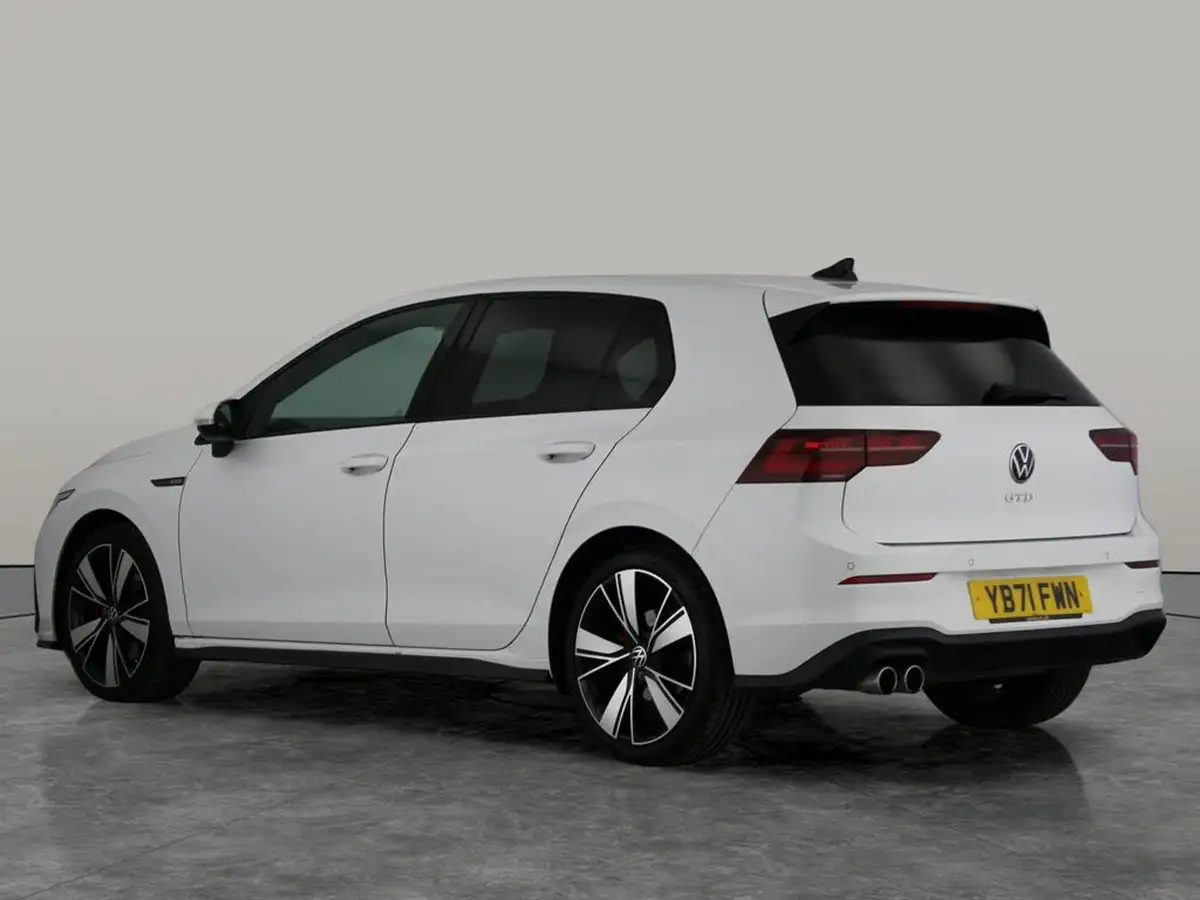 2022-volkswagen-golf-20tdi-gtd-big-7