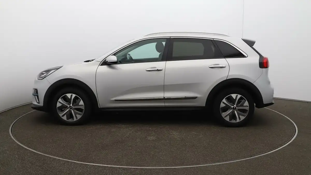 2021-kia-e-niro-ev-4-big-57