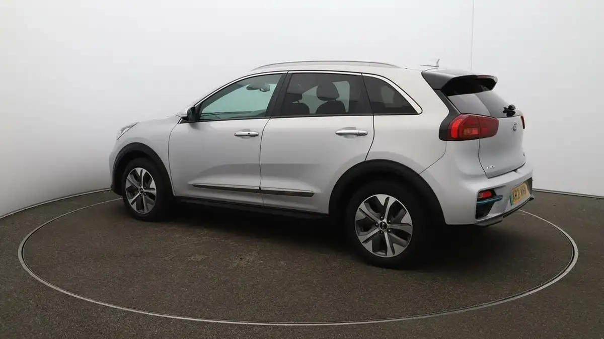 2021-kia-e-niro-ev-4-big-29