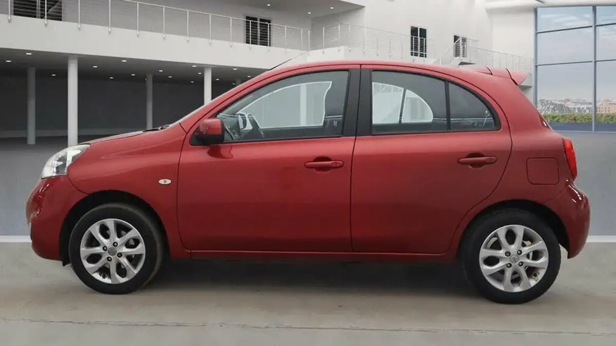 2014-nissan-micra-12-acenta-80ps-cvt-big-7