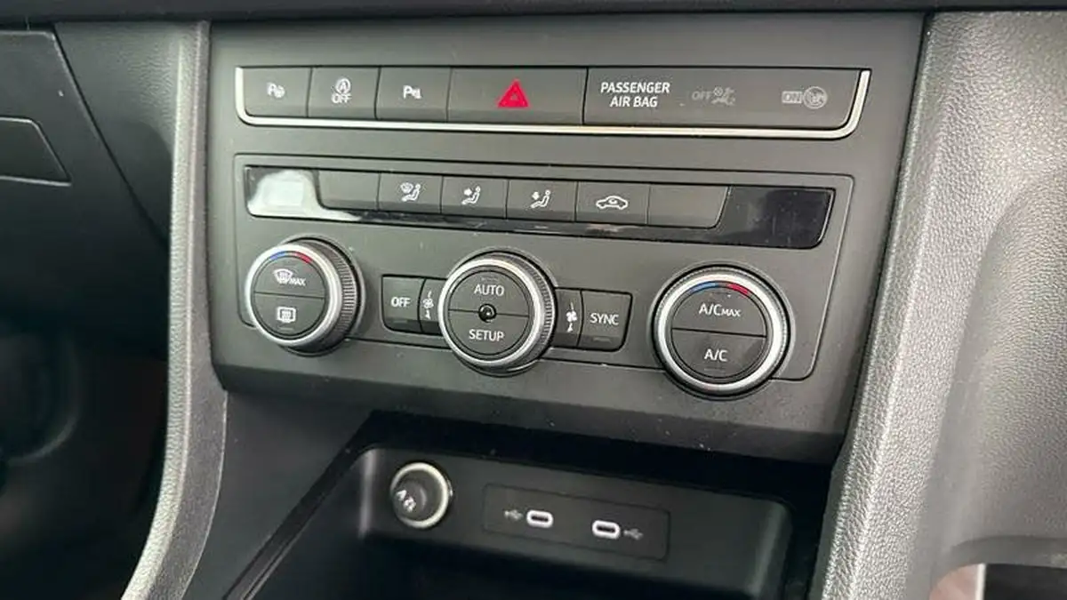2022-seat-ateca-15-tsi-evo-se-technology-dsg-big-6