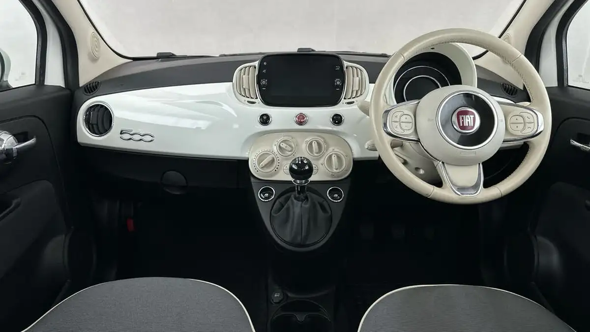 2018-fiat-500-12-lounge-big-10