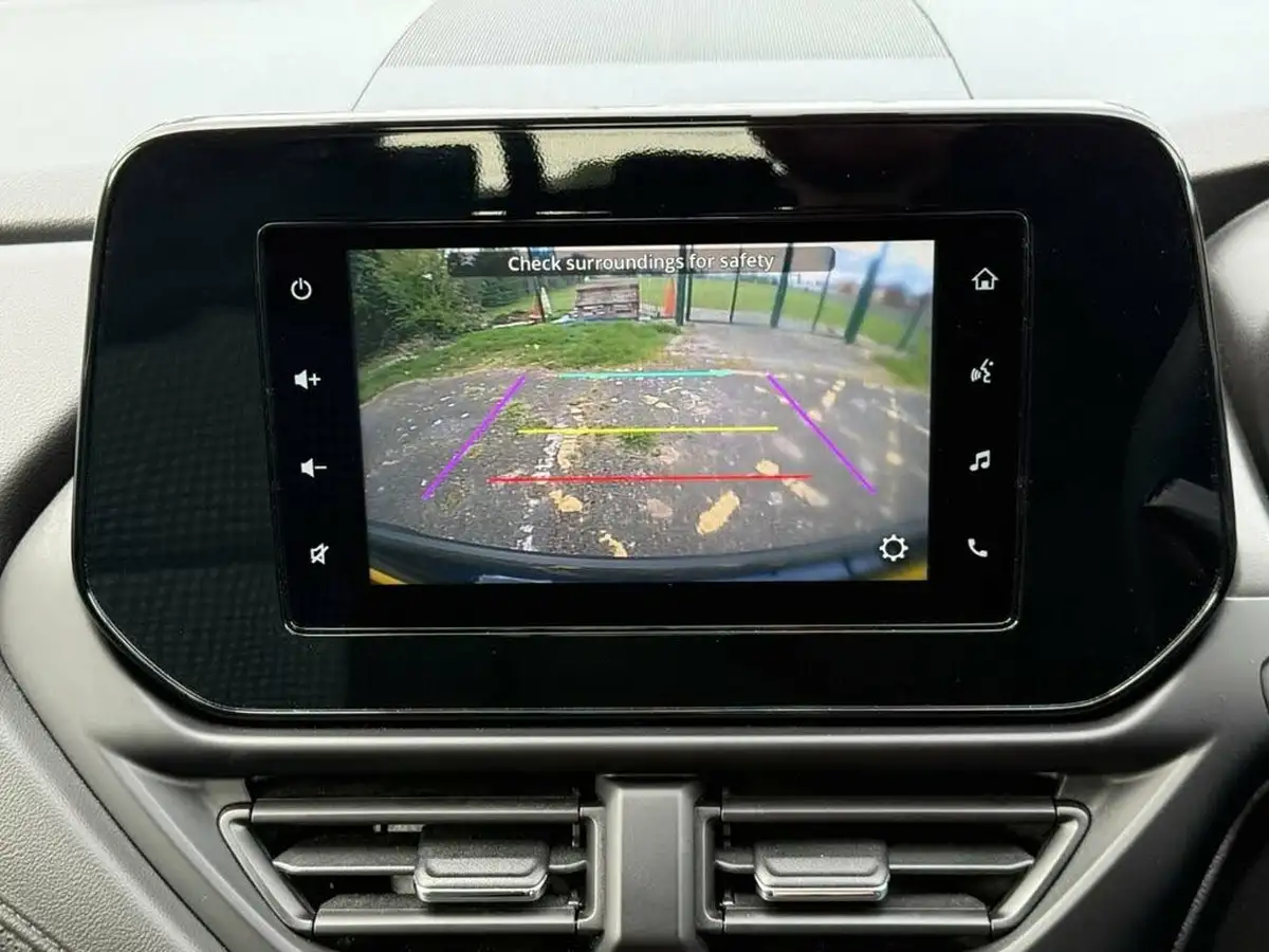 2022-suzuki-s-cross-14-boosterjet-motion-big-15