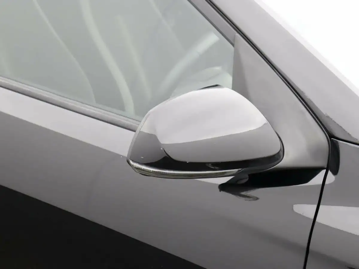 2022-hyundai-i10-12-se-connect-big-46