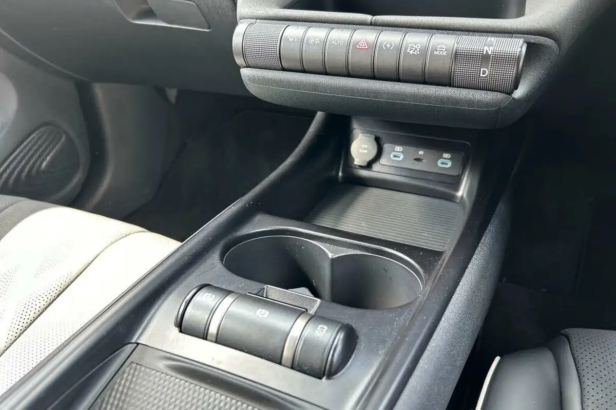 2024-byd-dolphin-e-comfort-big-40