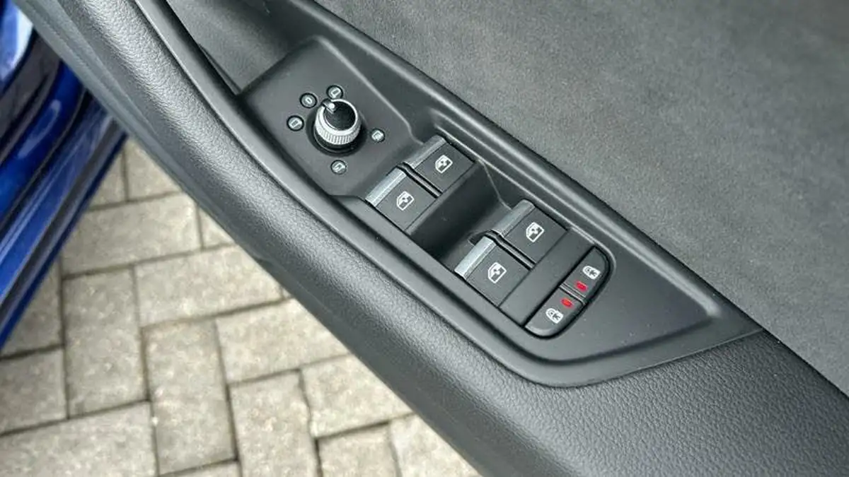 2022-audi-a5-20-40-tfsi-s-line-sportback-5d-big-25