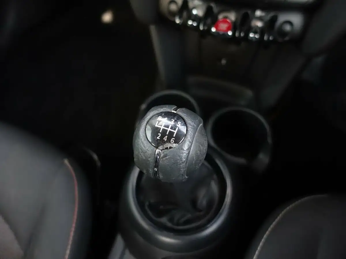 2018-mini-cooper-15-cooper-series-ii-ss-hatchback-5d-big-22
