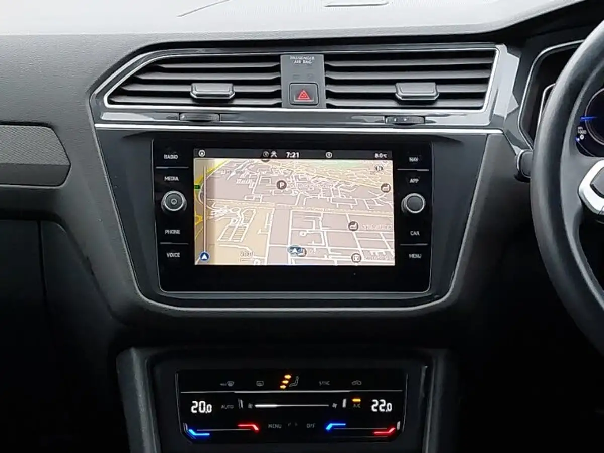 2022-volkswagen-tiguan-allspace-15-tsi-life-big-10