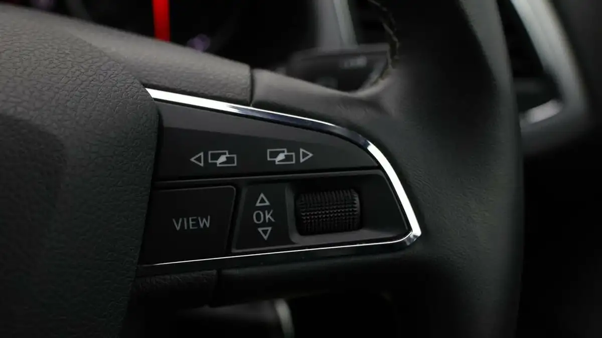 2019-seat-leon-15-tsi-evo-se-dynamic-ss-hatchback-big-21