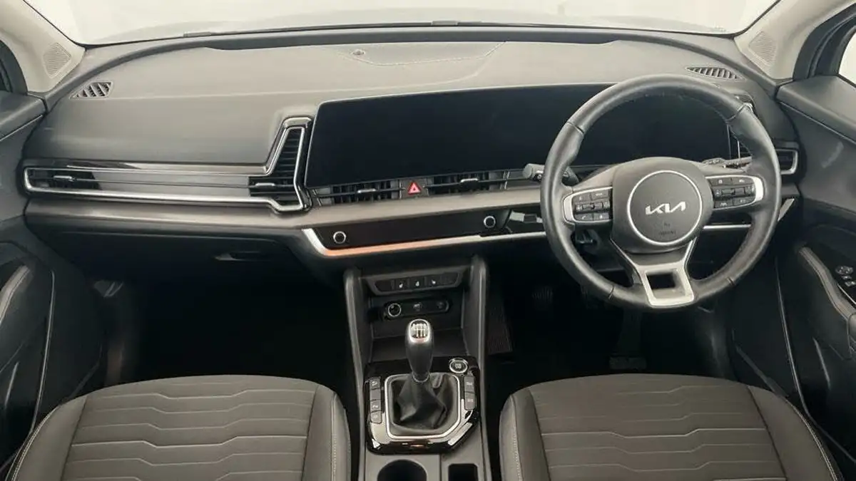 2024-kia-sportage-16-t-gdi-3-148bhp-big-8