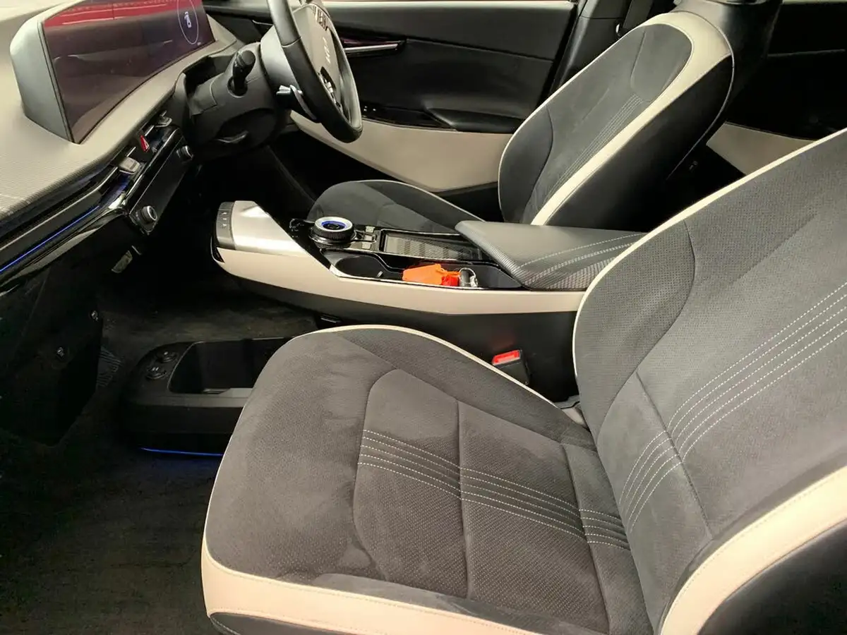 2022-kia-ev6-e-gt-line-320bhp-awd-heat-pump-big-2