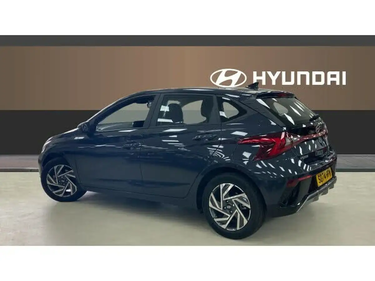 2025-hyundai-i20-10-t-gdi-advance-big-1