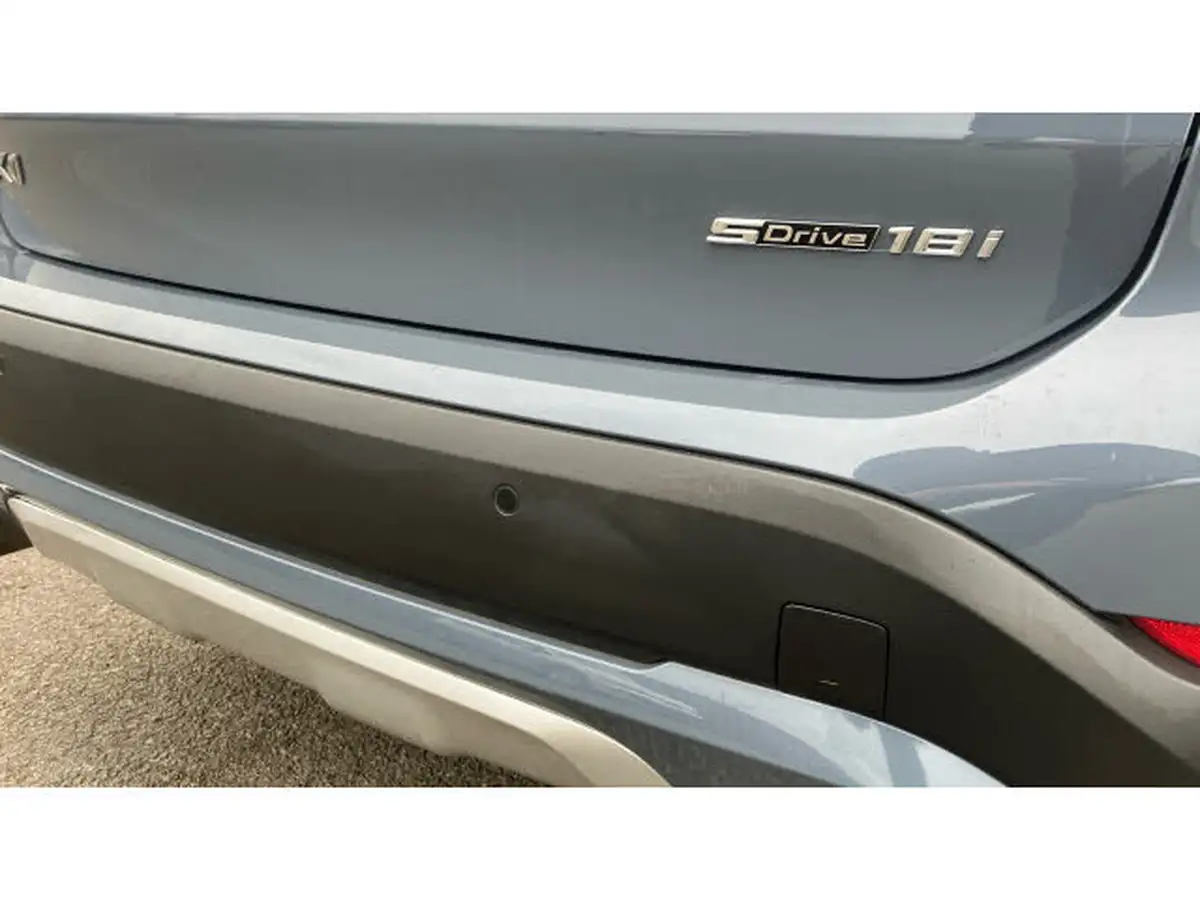 2021-bmw-x1-15-sdrive18i-xline-big-23