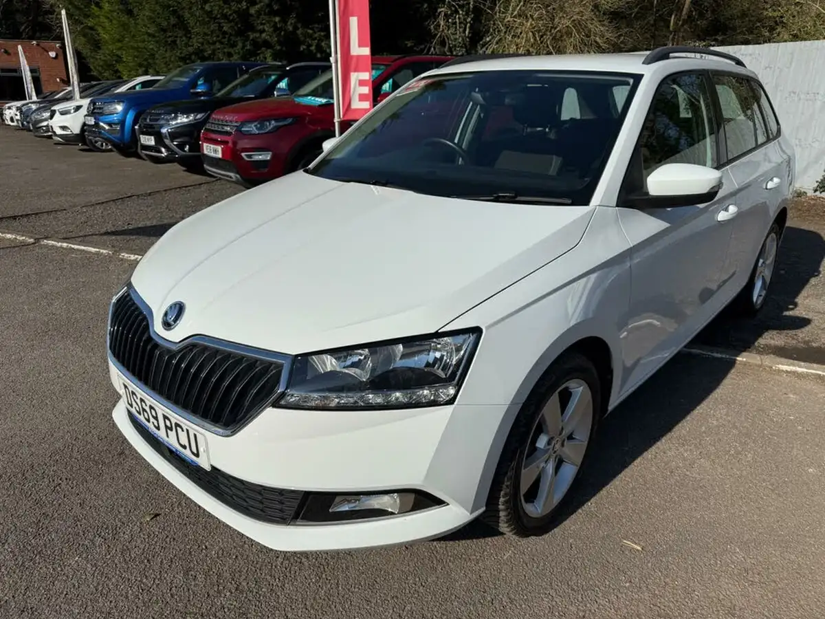 2020-skoda-fabia-10-tsi-se-l-109ps-estate-big-6