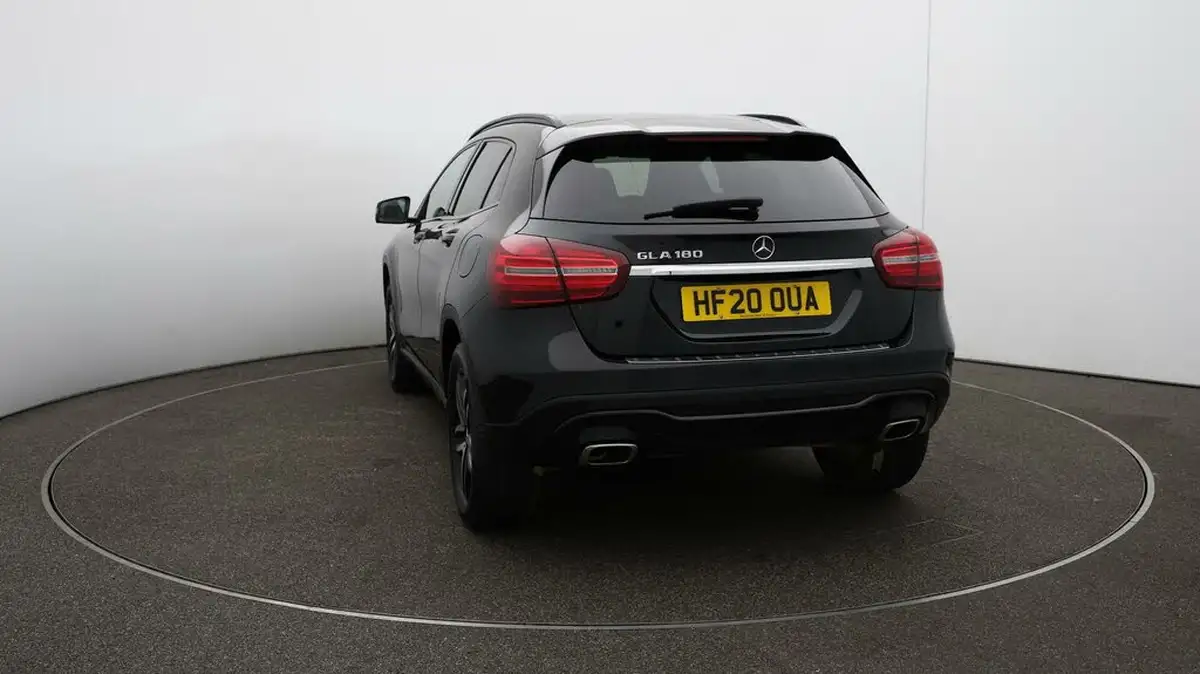 2020-mercedes-benz-gla-class-16-gla-180-urban-edition-ss-7g-dct-big-51