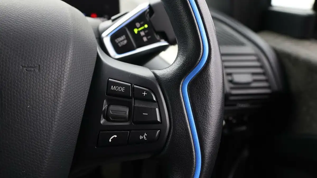2022-bmw-i3-e-120-ah-big-21