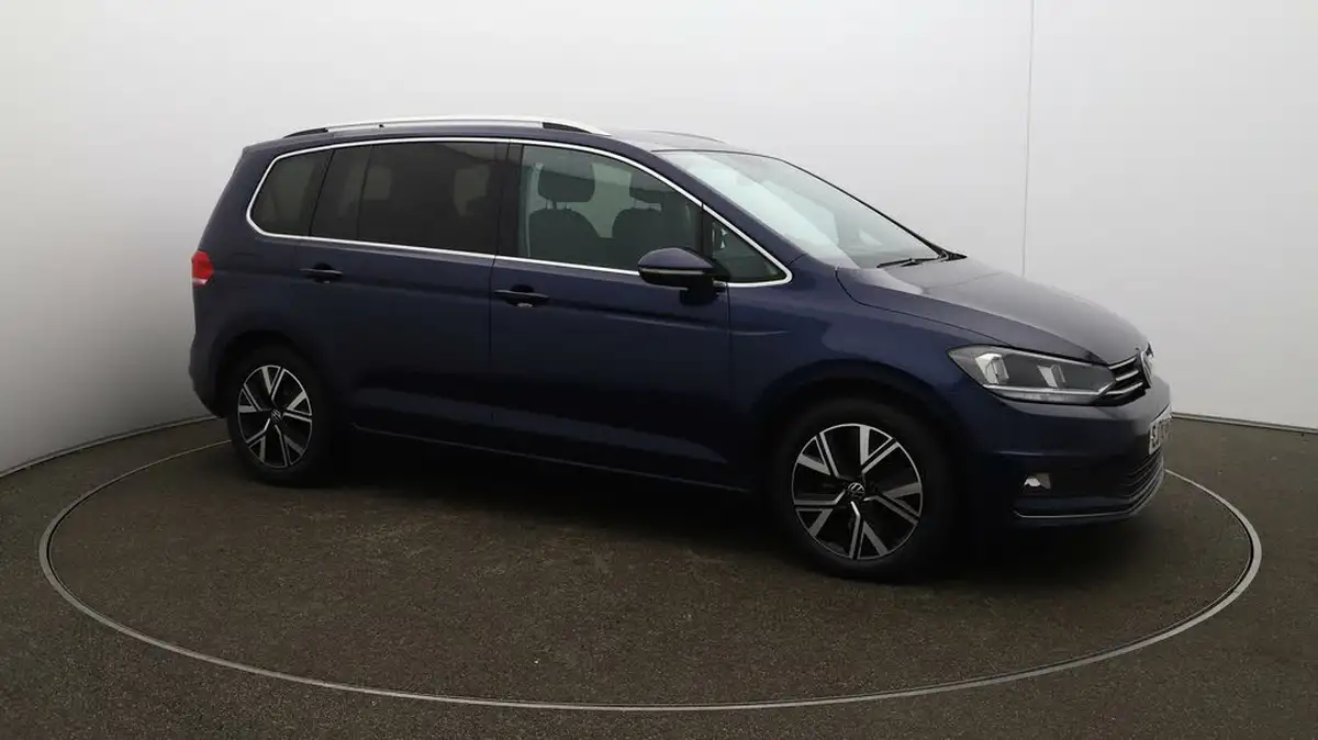 2021-volkswagen-touran-15-tsi-sel-dsg-big-38