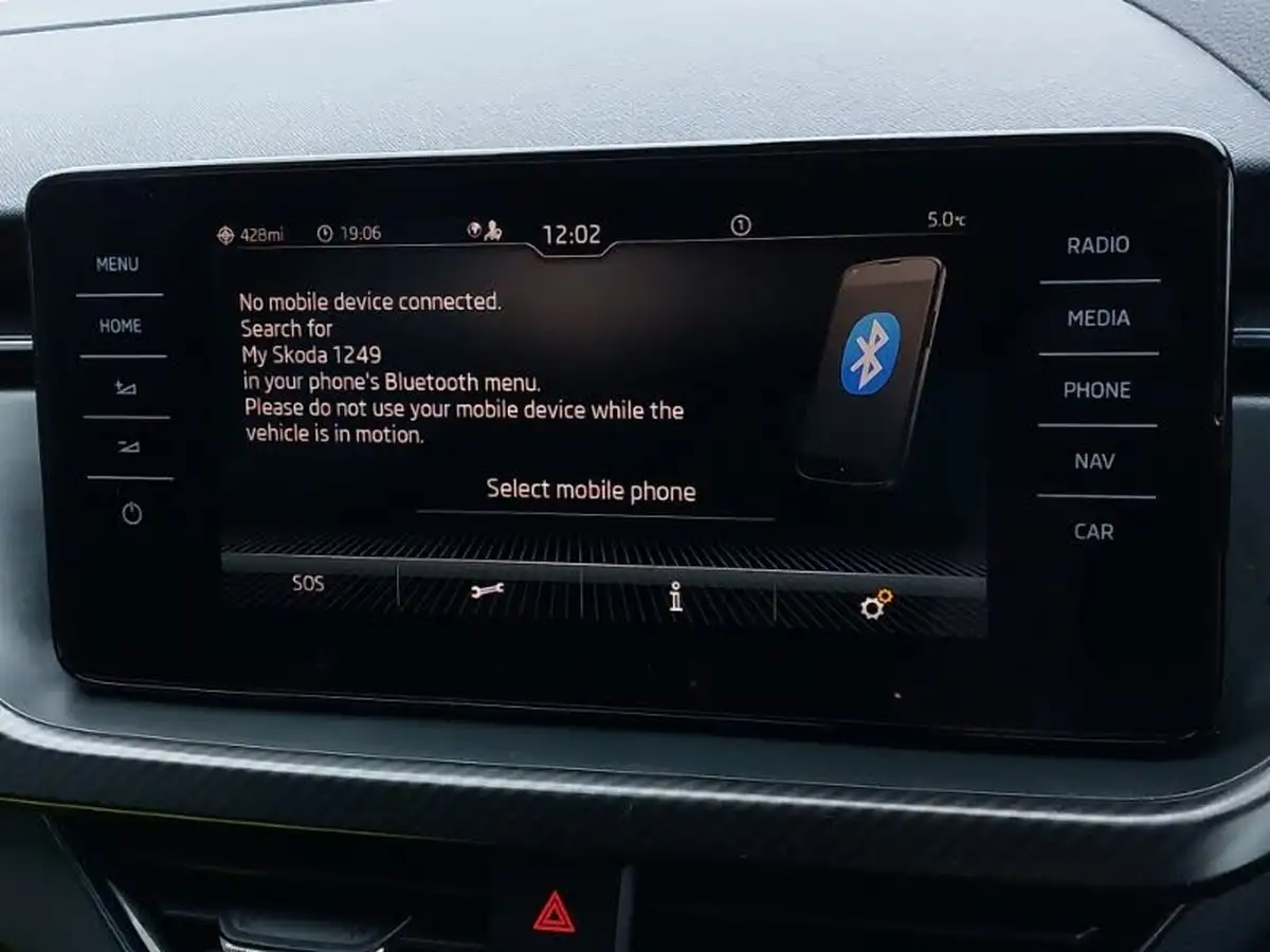 2023-skoda-kamiq-10-tsi-monte-carlo-110ps-big-14