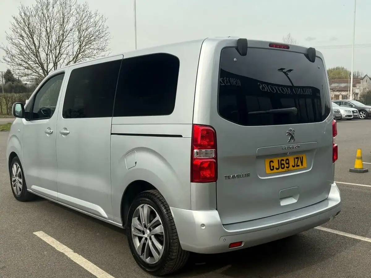 2019-peugeot-traveller-20-bluehdi-allure-20-bluehdi-150ps-standardss-big-2