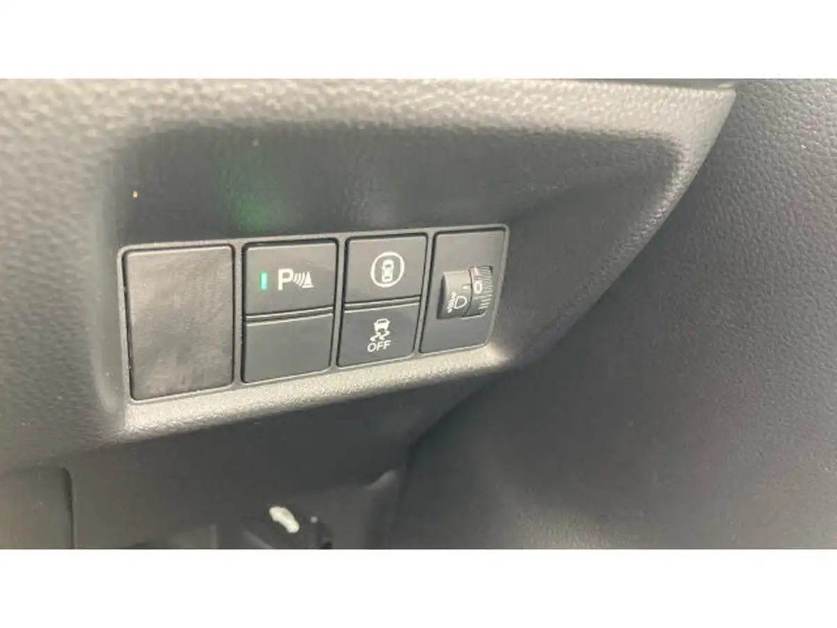 2021-honda-jazz-15-i-mmd-ex-107ps-big-33