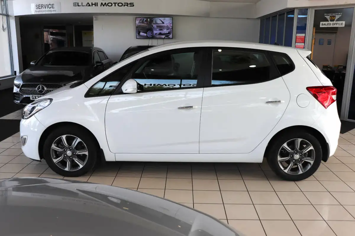 2017-hyundai-ix20-16-se-nav-big-4