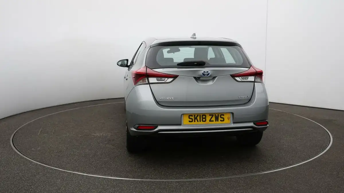 2018-toyota-auris-18-vvt-i-hsd-icon-tech-hatchback-big-50
