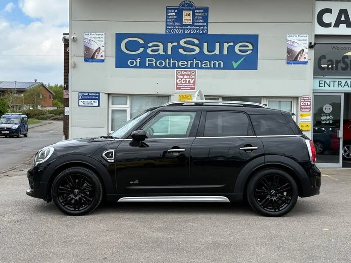 2017-mini-countryman-20-cooper-s-ss-all4-auto-big-1