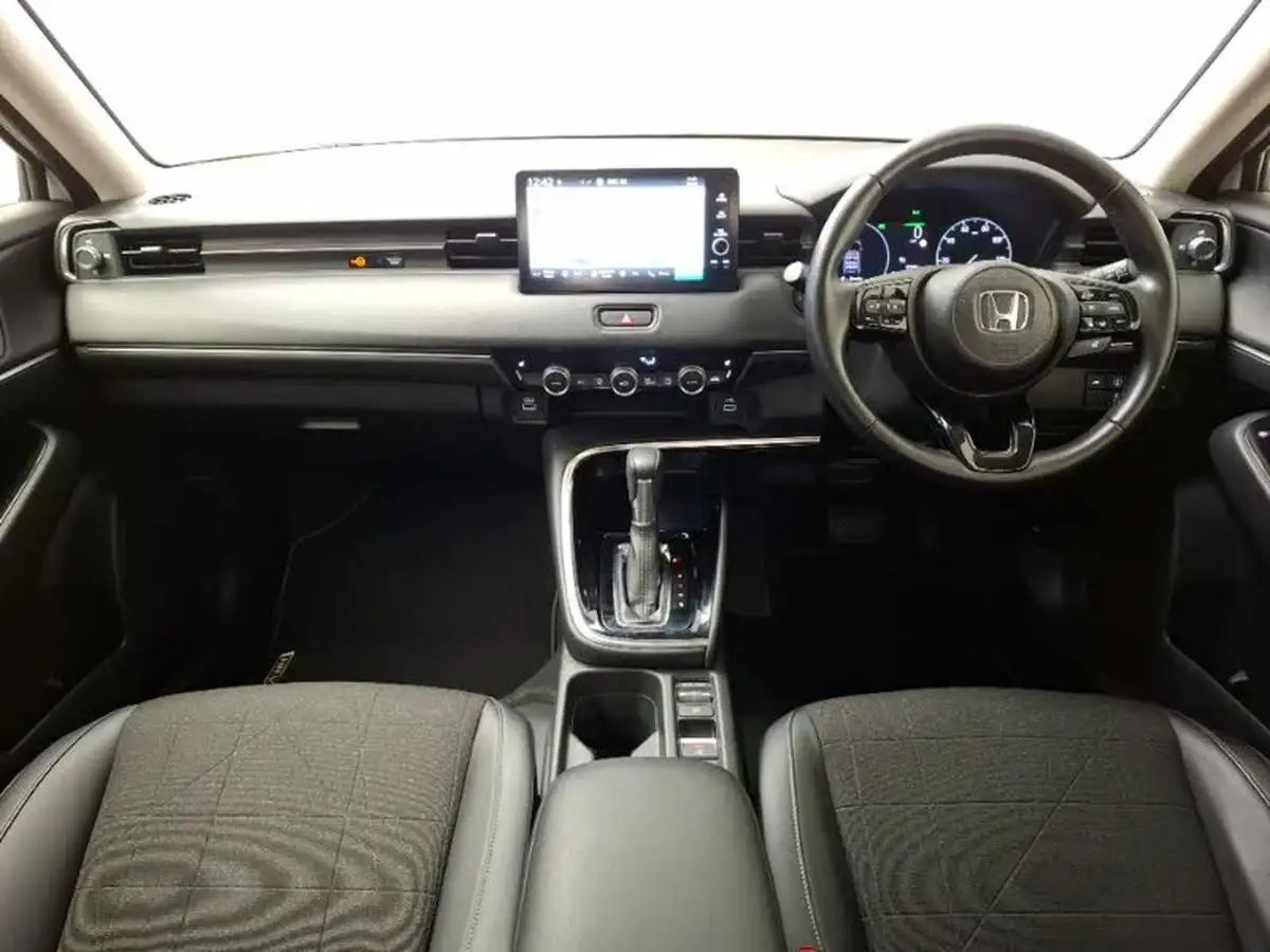 2022-honda-hr-v-15-i-mmd-advance-big-2