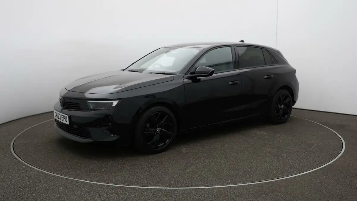 2023-vauxhall-astra-12-turbo-gs-hatchback-big-59