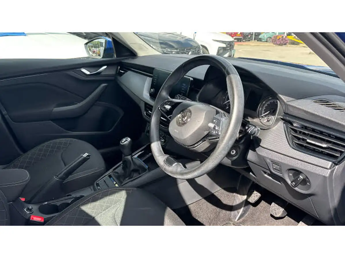 2022-skoda-kamiq-10-tsi-se-111ps-big-10