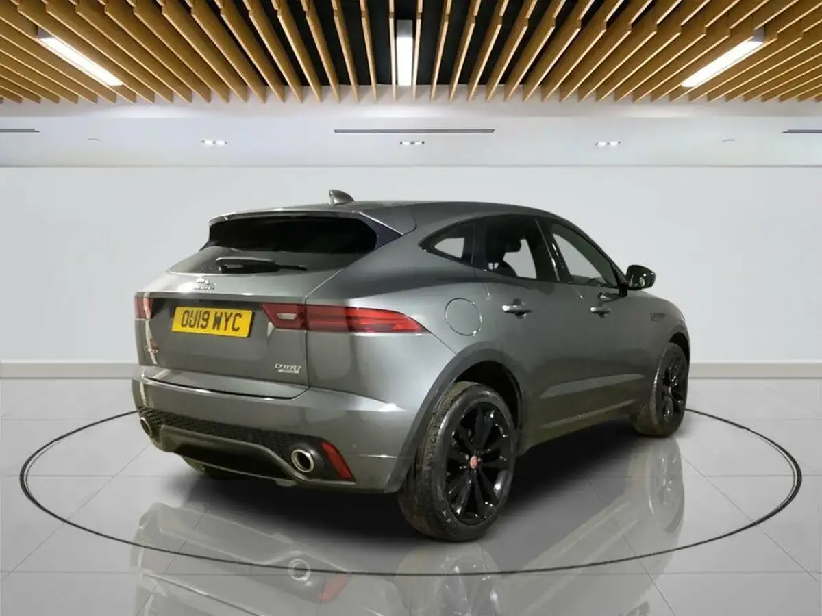 2019-jaguar-e-pace-20-i4d-r-dynamic-se-180ps-awd-auto-big-7