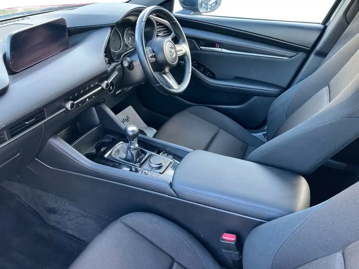 2022-mazda-mazda3-20-se-l-big-5