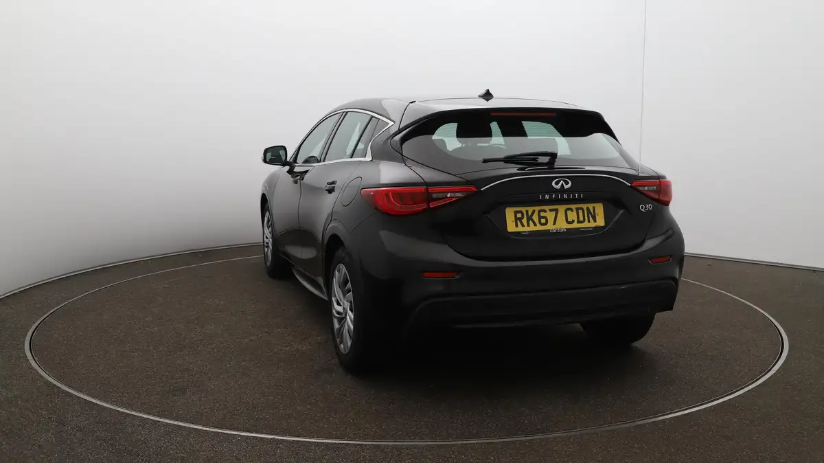 2017-infiniti-q30-15d-business-executive-dct-big-51