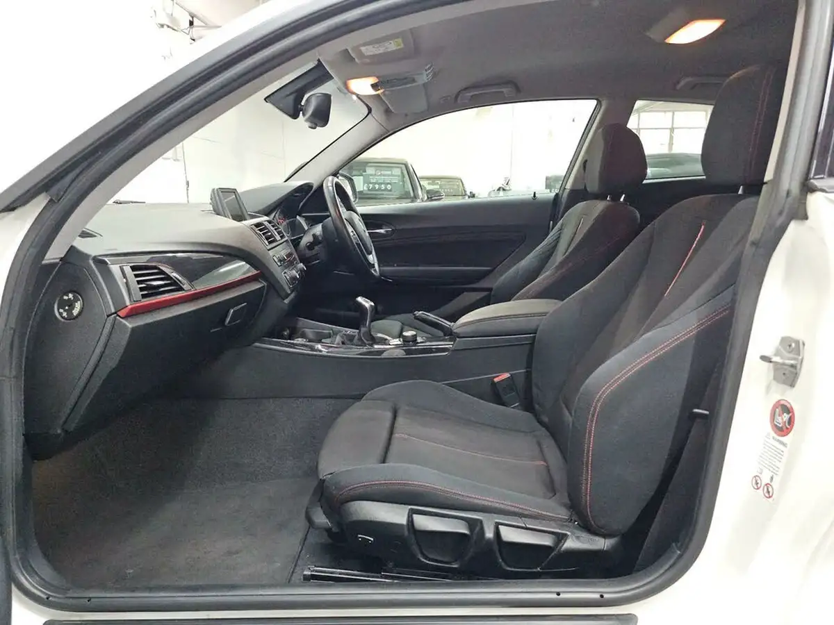 2014-bmw-1-series-16-116i-sport-ss-3d-big-15