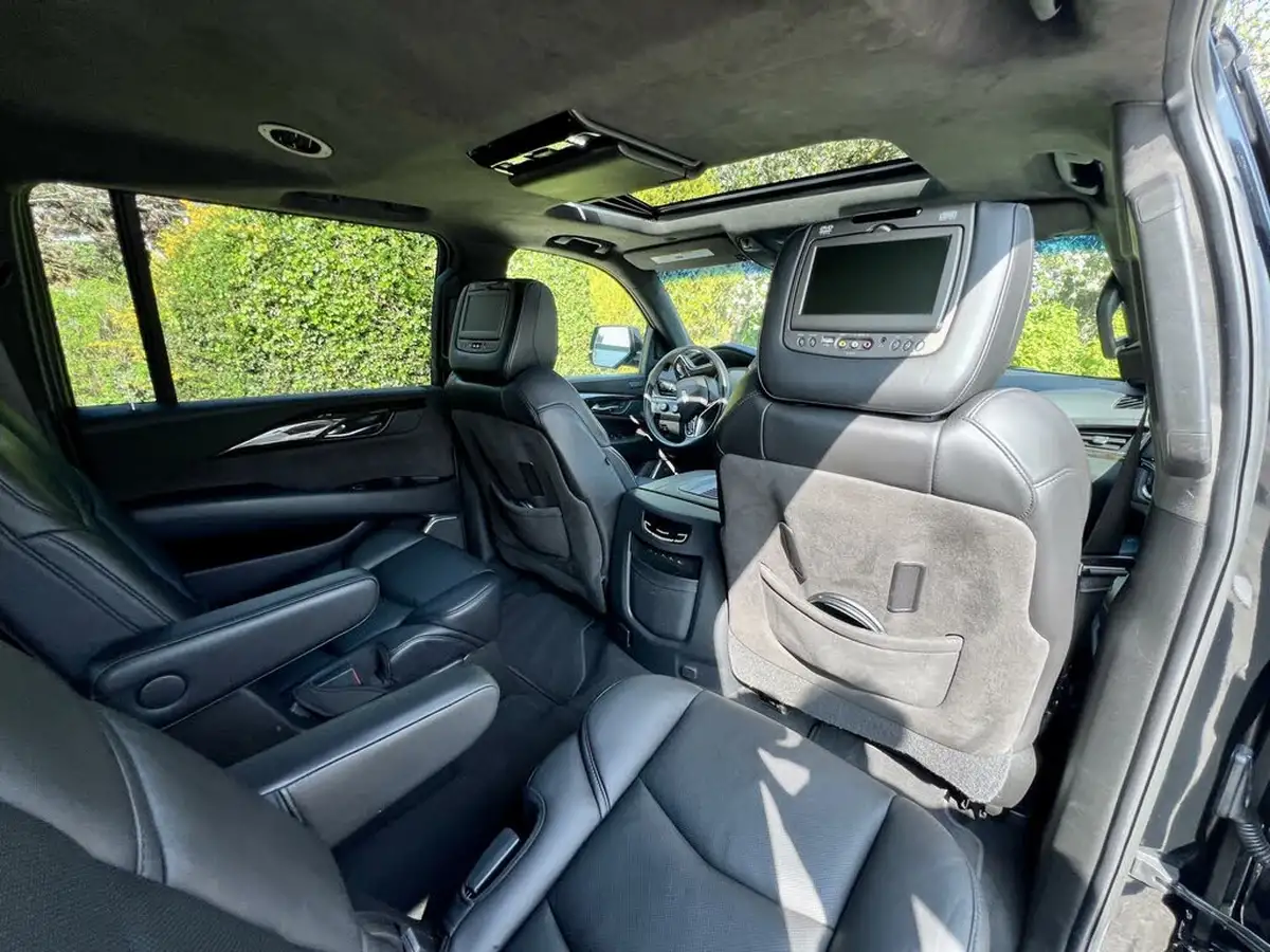 2019-cadillac-escalade-62-platinum-big-16